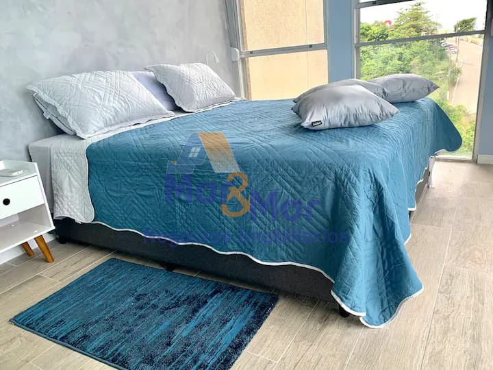 Apartamento Frente ao Mar nas Pitangueiras, Guarujá - SP