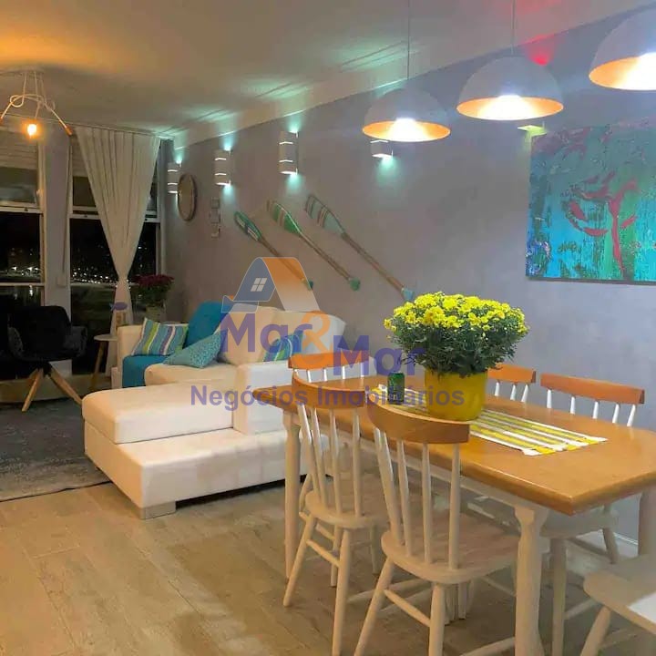 Apartamento Frente ao Mar nas Pitangueiras, Guarujá - SP