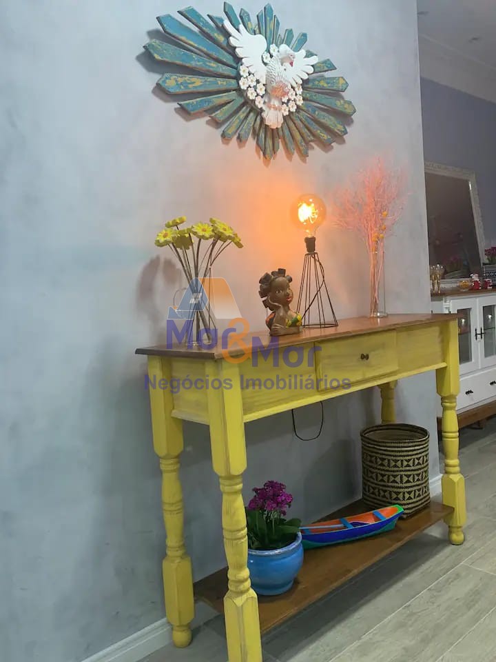Apartamento Frente ao Mar nas Pitangueiras, Guarujá - SP
