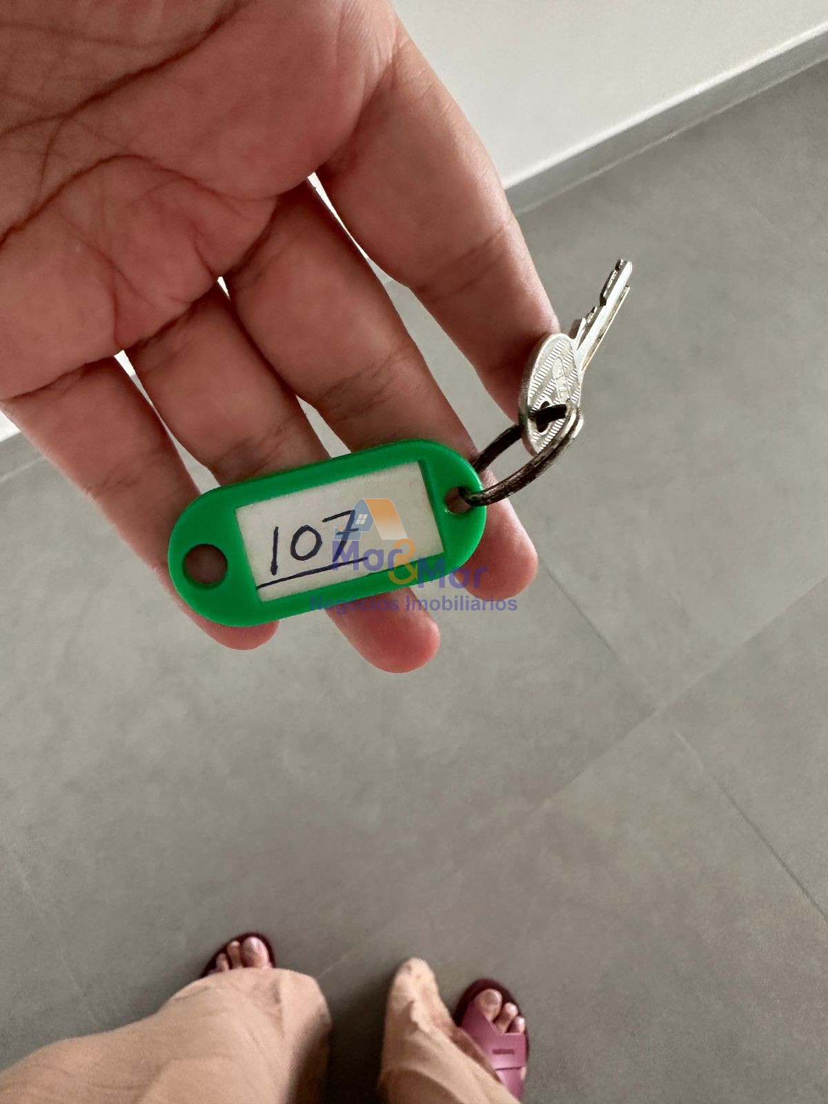 Apartamento na Praia da Enseada, Guarujá - SP