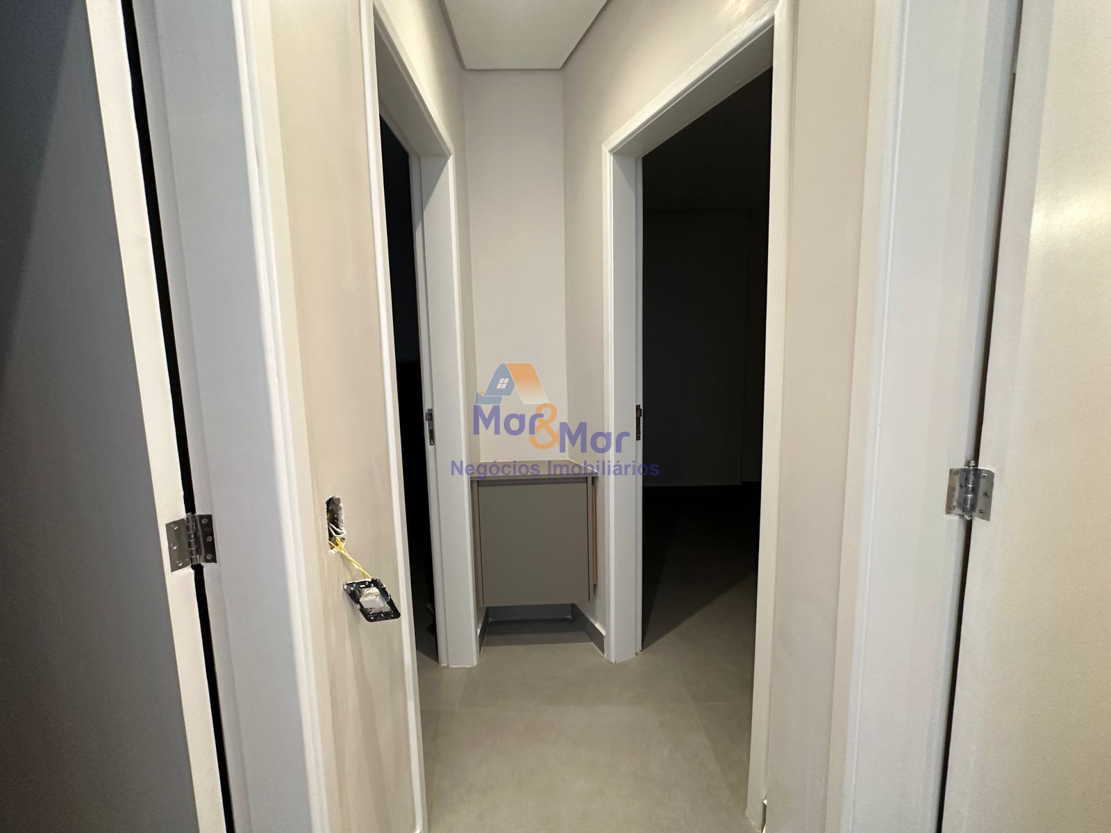 Apartamento na Praia da Enseada, Guarujá - SP