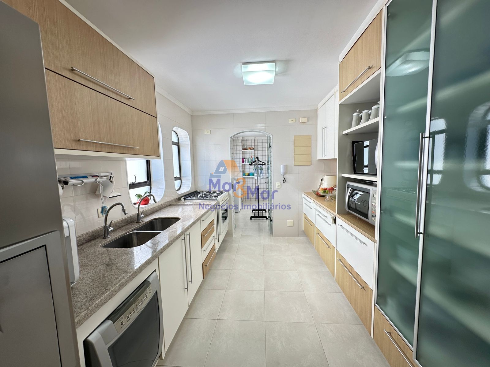 Apartamento Frente ao Mar, Praia Astúrias, Guarujá - SP