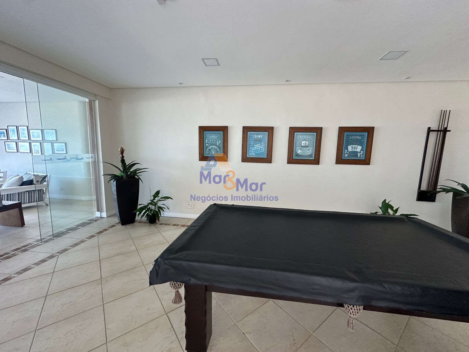 Apartamento Frente ao Mar, Praia Astúrias, Guarujá - SP