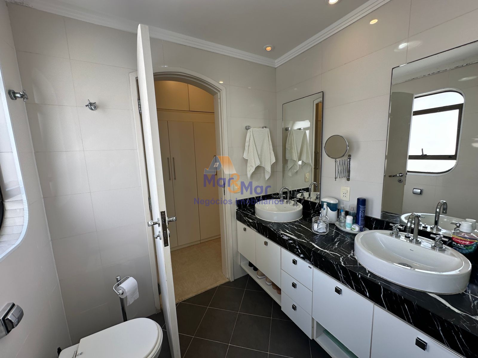 Apartamento Frente ao Mar, Praia Astúrias, Guarujá - SP
