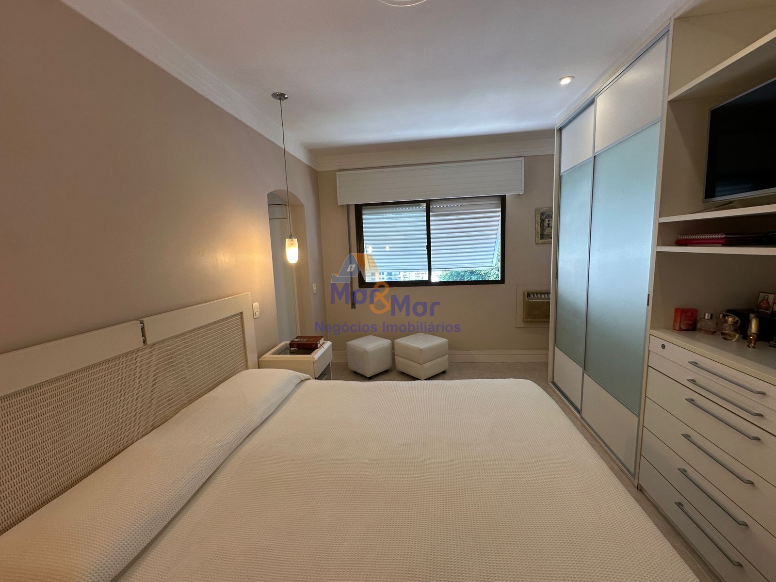 Apartamento Frente ao Mar, Praia Astúrias, Guarujá - SP