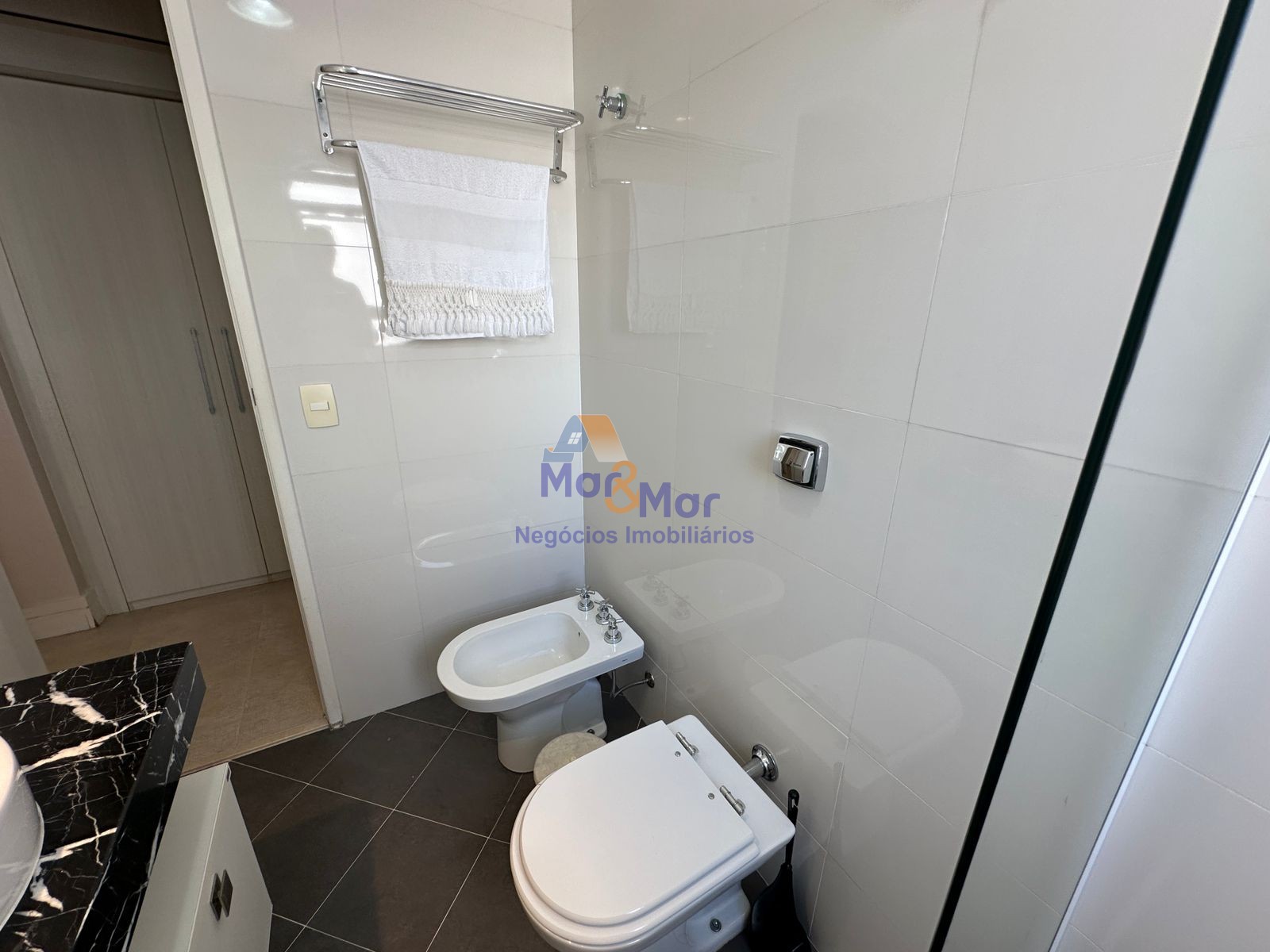 Apartamento Frente ao Mar, Praia Astúrias, Guarujá - SP