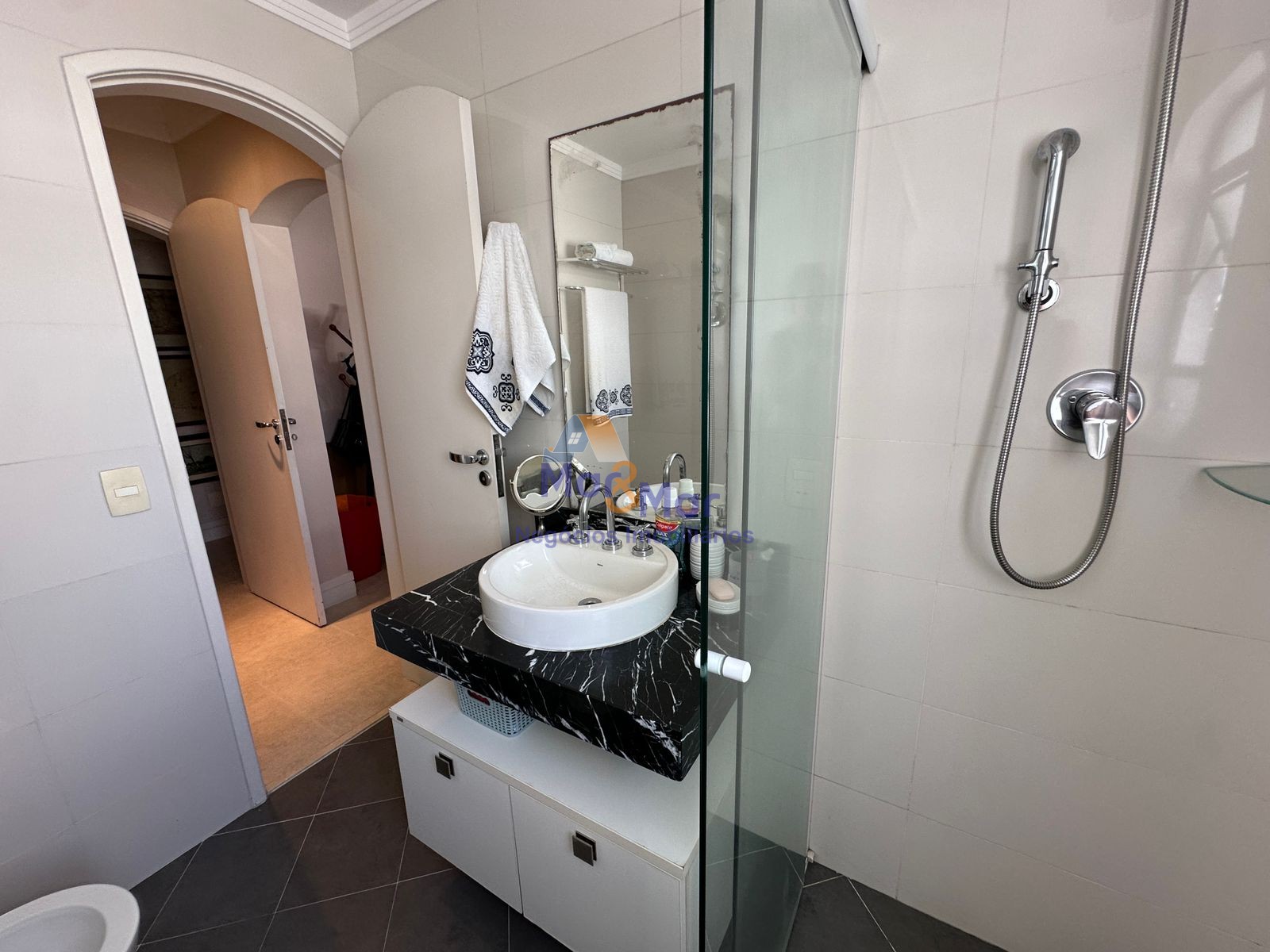 Apartamento Frente ao Mar, Praia Astúrias, Guarujá - SP