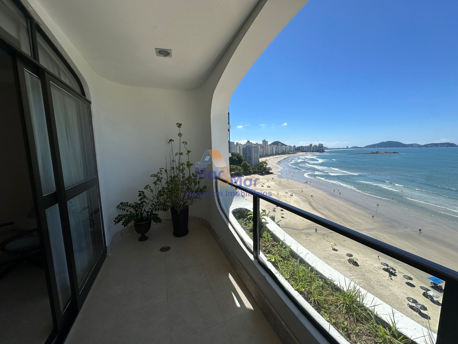 Apartamento Frente ao Mar, Praia Astúrias, Guarujá - SP