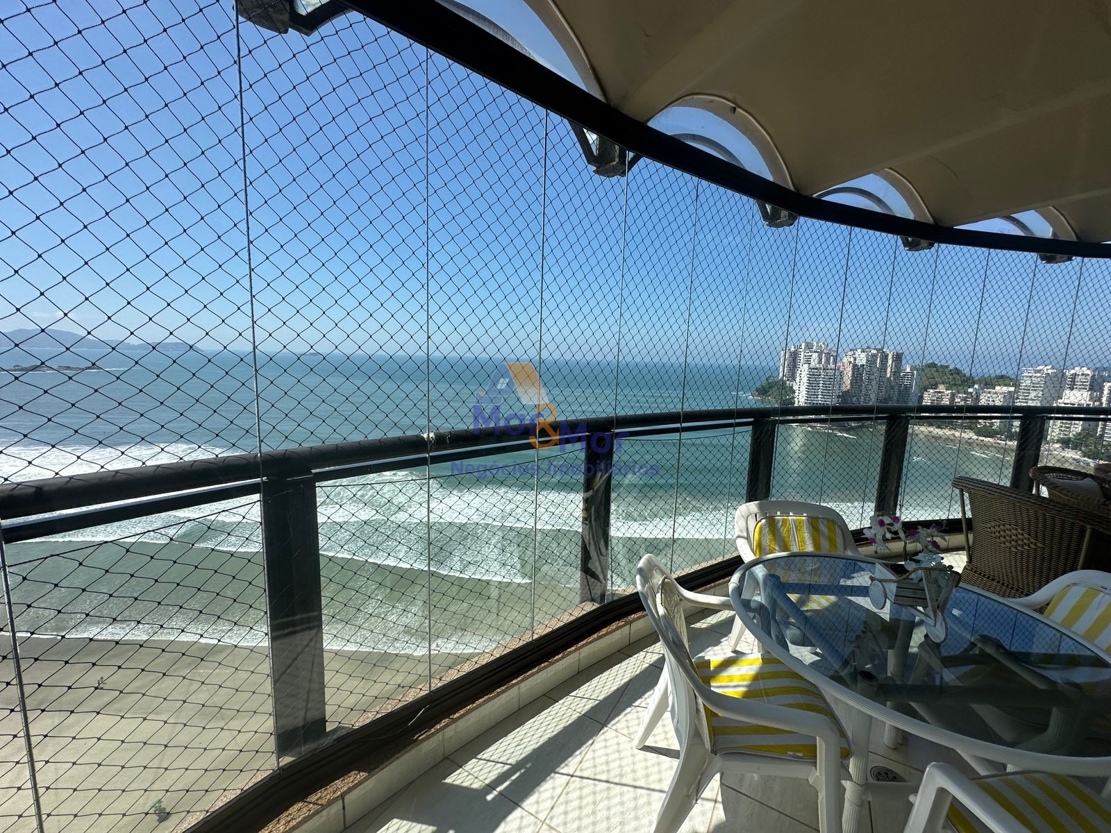 Apartamento Frente ao Mar Praia Astúrias, Guarujá - SP