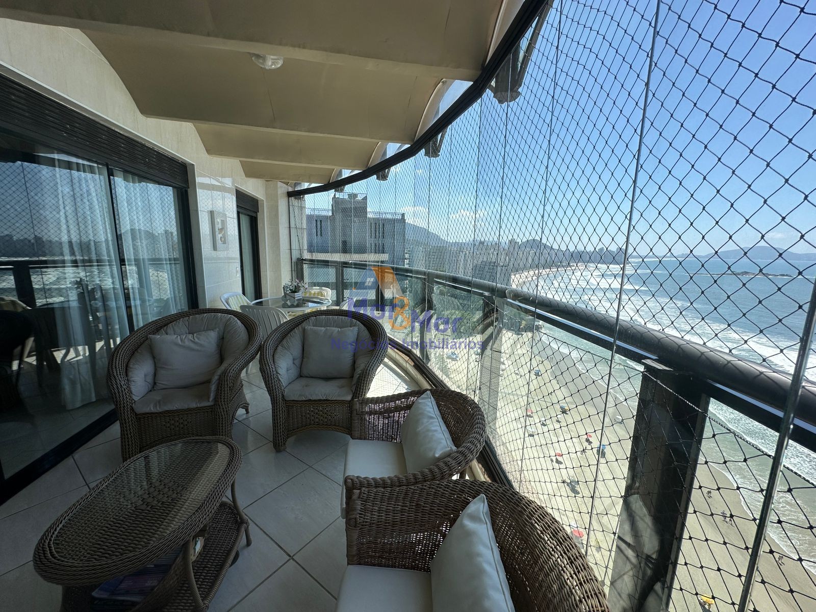 Apartamento Frente ao Mar Praia Astúrias, Guarujá - SP