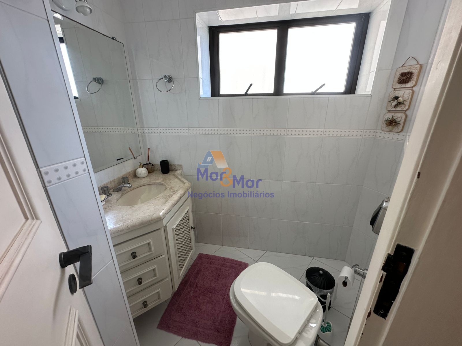 Apartamento Frente ao Mar Praia Astúrias, Guarujá - SP