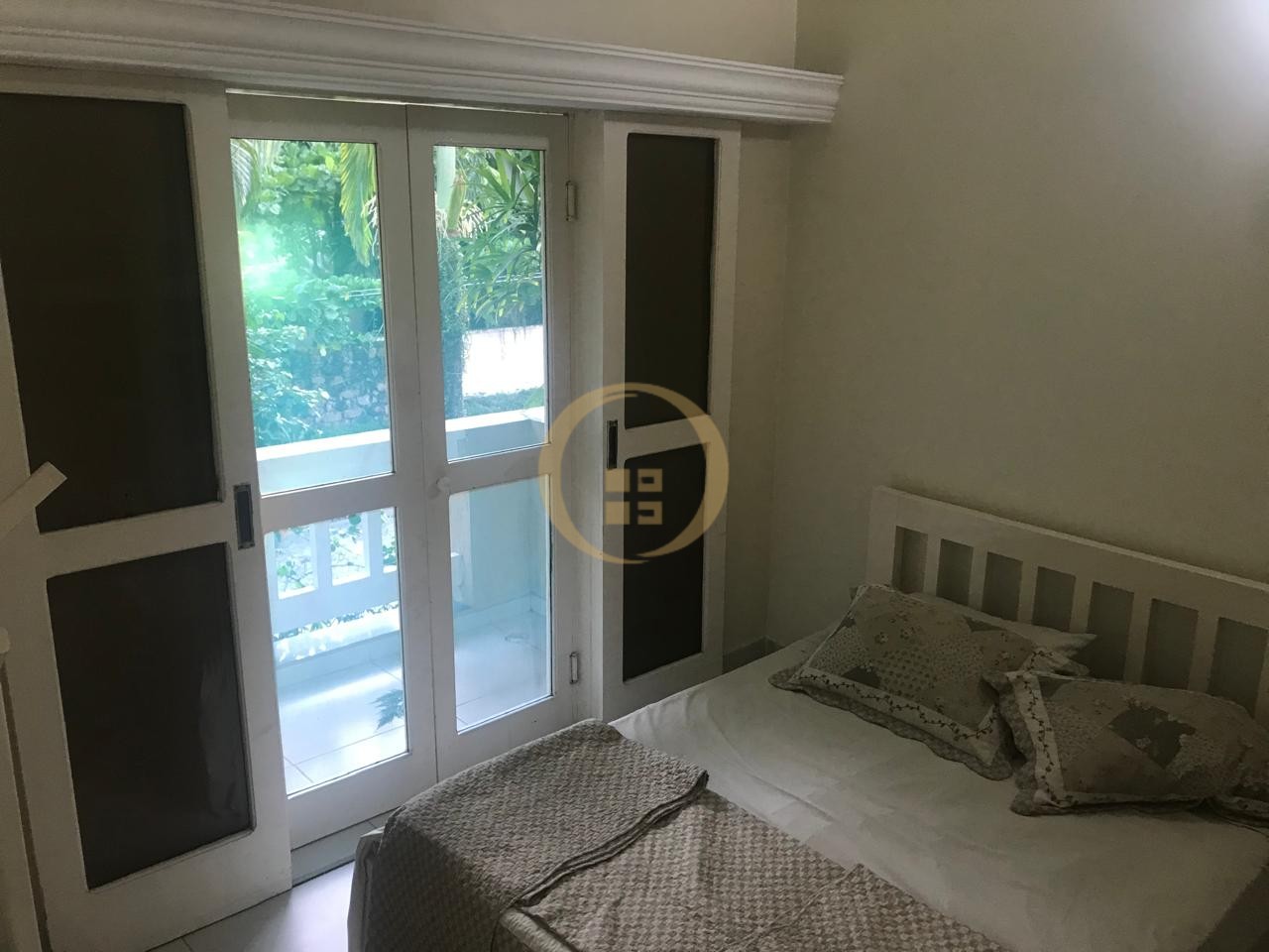 Apartamento-6-dormitorios-Guaiúba