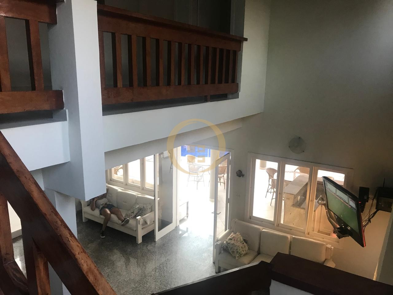 Apartamento-6-dormitorios-Guaiúba