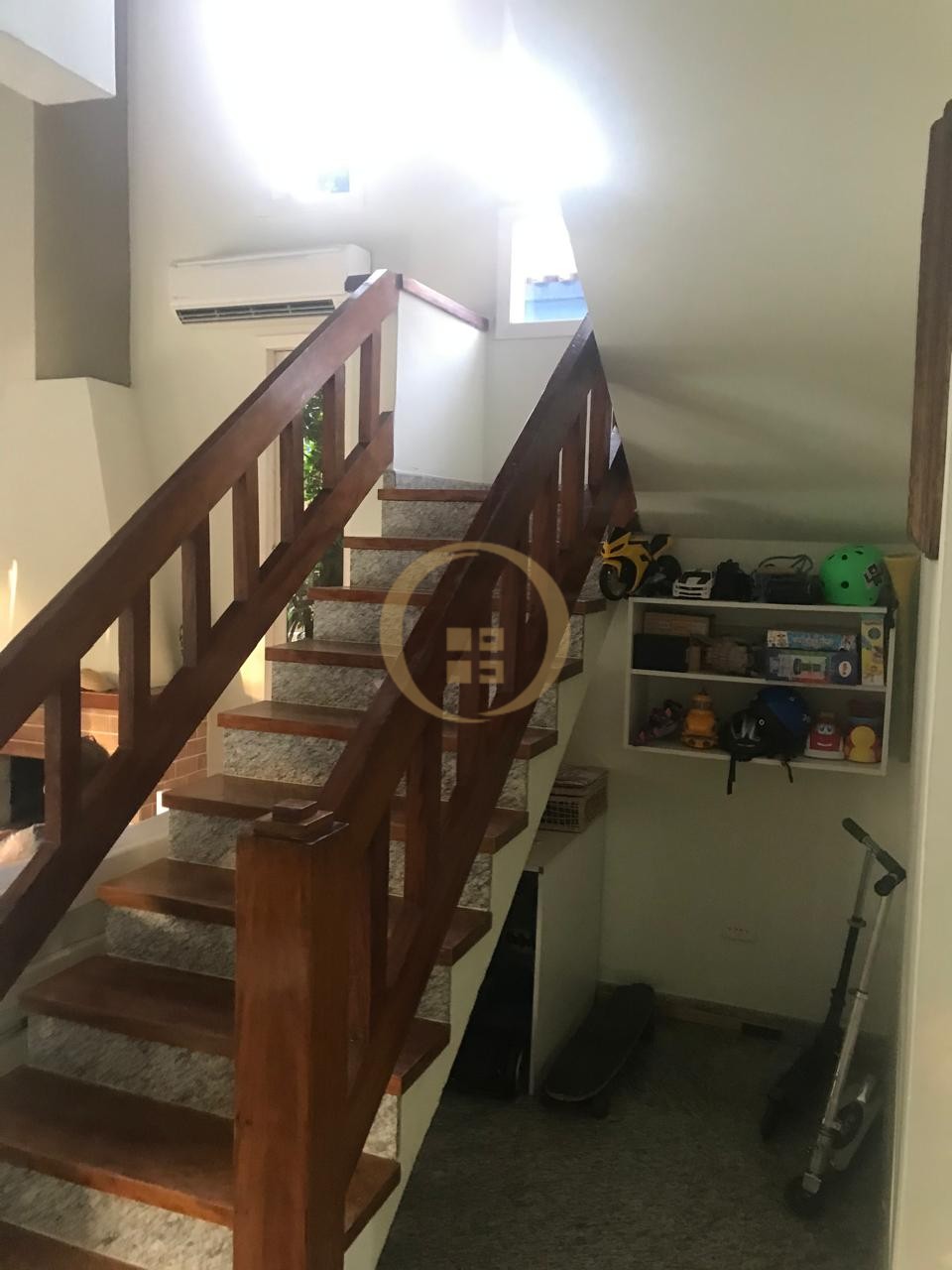 Apartamento-6-dormitorios-Guaiúba