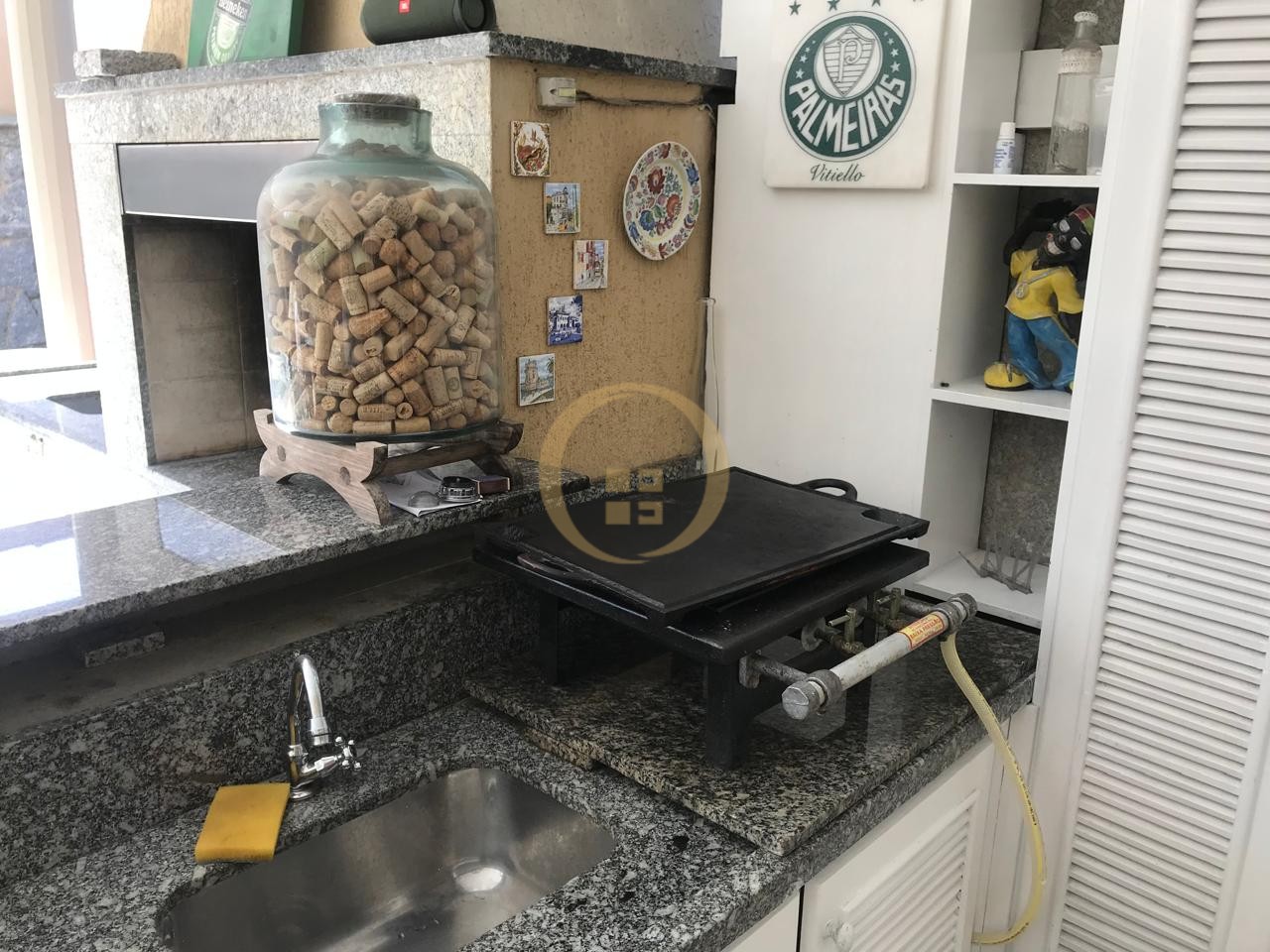 Apartamento-6-dormitorios-Guaiúba