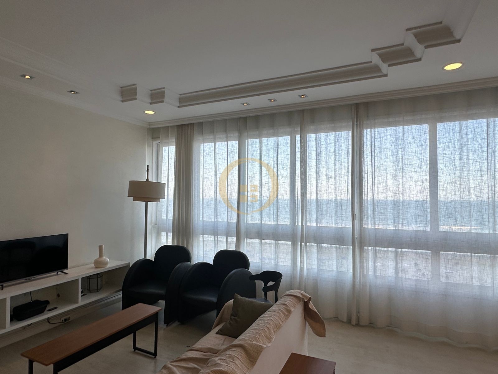 Apartamento Frente ao Mar nas Pitangueiras, Guarujá - SP