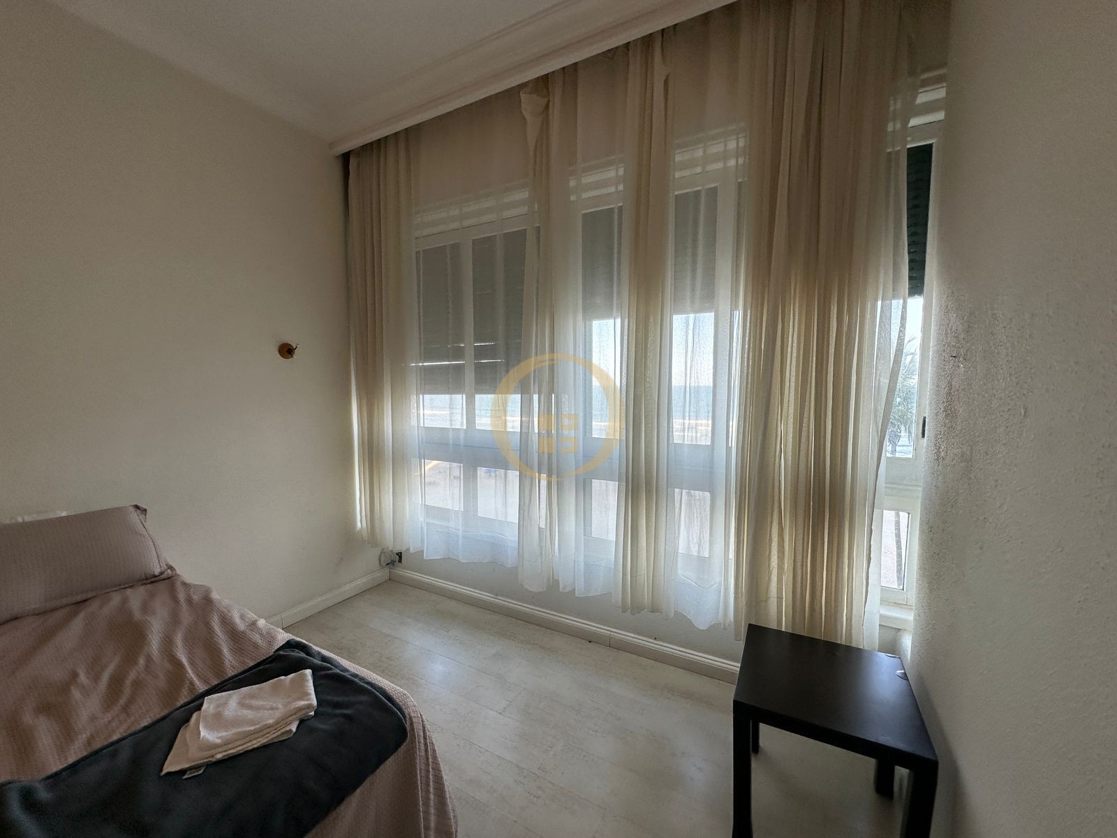 Apartamento Frente ao Mar nas Pitangueiras, Guarujá - SP