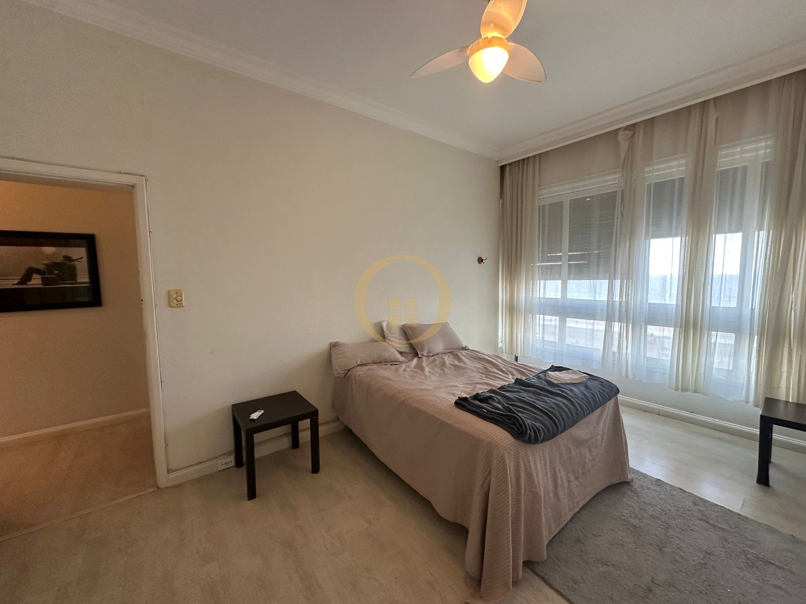 Apartamento Frente ao Mar nas Pitangueiras, Guarujá - SP