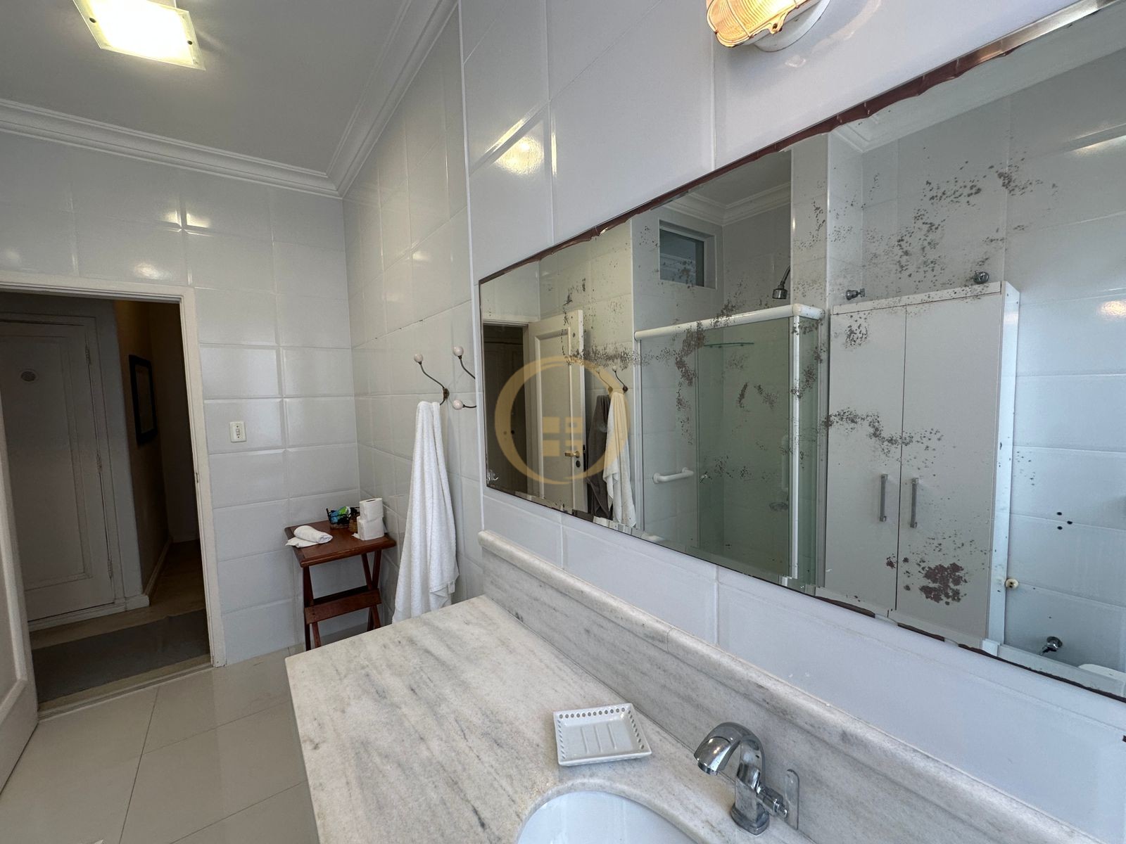 Apartamento Frente ao Mar nas Pitangueiras, Guarujá - SP