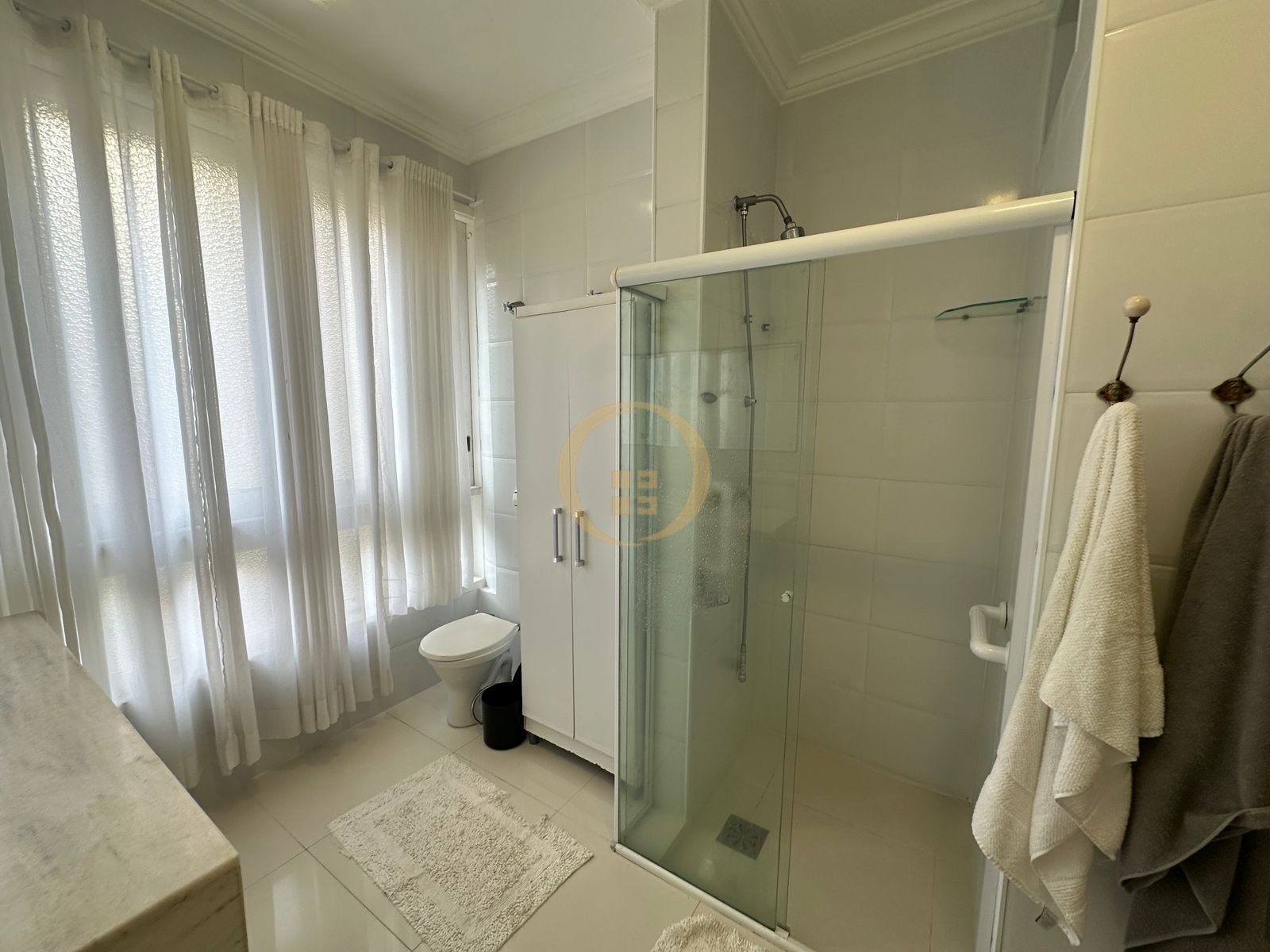 Apartamento Frente ao Mar nas Pitangueiras, Guarujá - SP