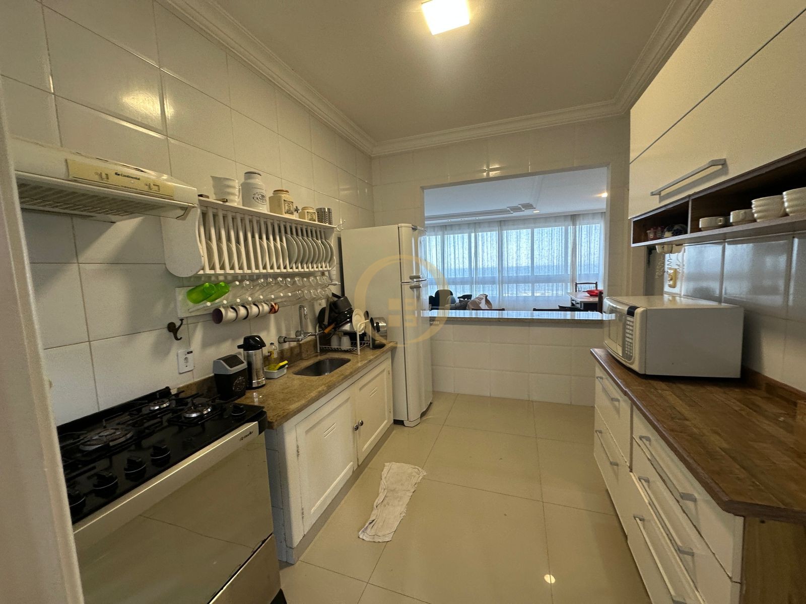 Apartamento Frente ao Mar nas Pitangueiras, Guarujá - SP
