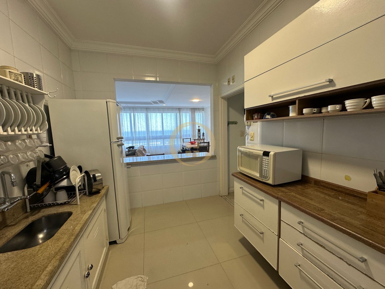 Apartamento Frente ao Mar nas Pitangueiras, Guarujá - SP