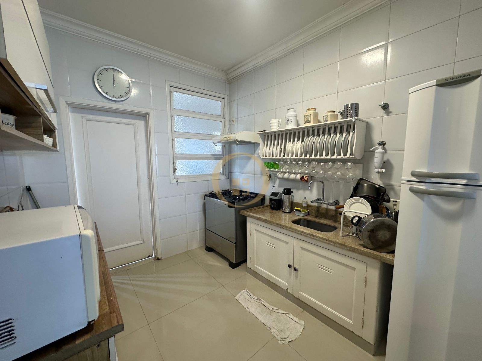 Apartamento Frente ao Mar nas Pitangueiras, Guarujá - SP