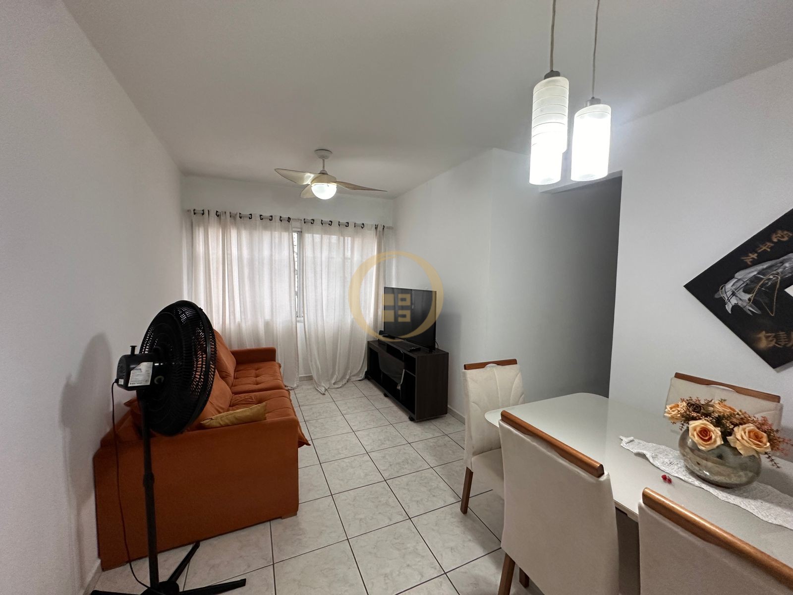 Apartamento na Praia da Enseada, Guarujá - SP