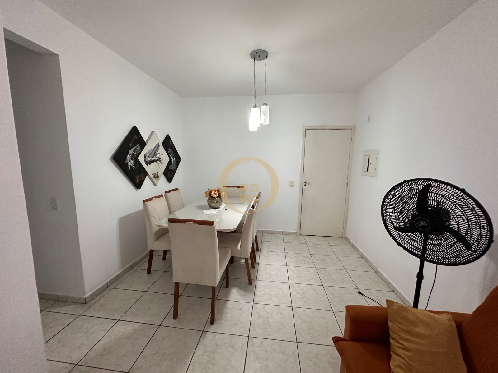 Apartamento na Praia da Enseada, Guarujá - SP
