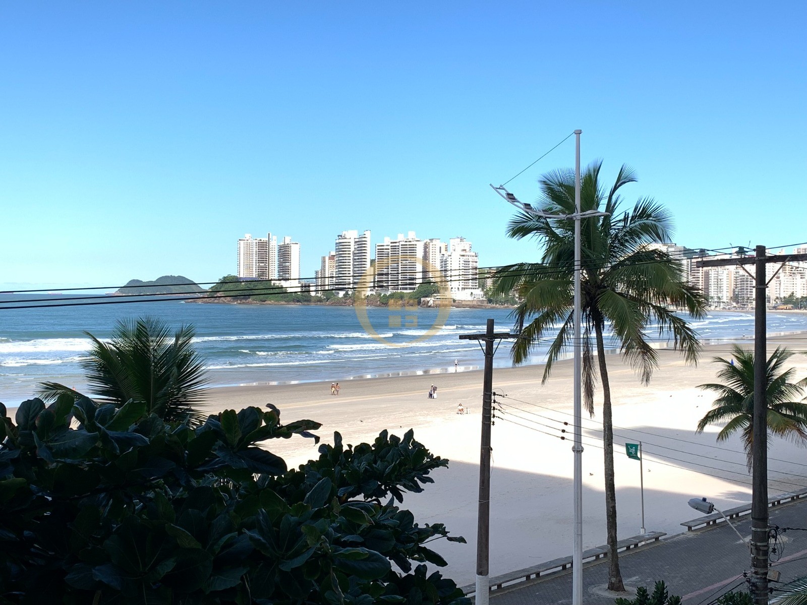 Apartamento Frente ao Mar nas Pitangueiras, Guarujá - SP