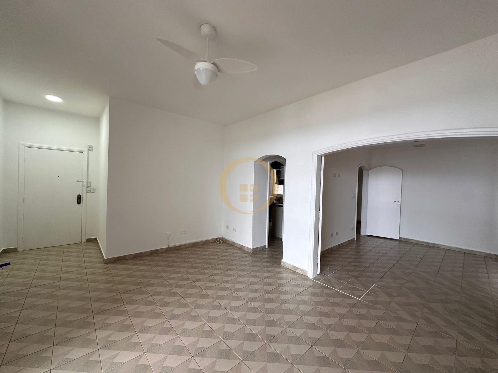 Apartamento-2-dormitorios-Pitangueiras