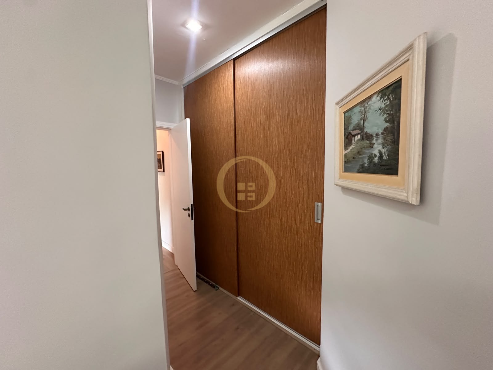 Apartamento-4-dormitorios-Pitangueiras
