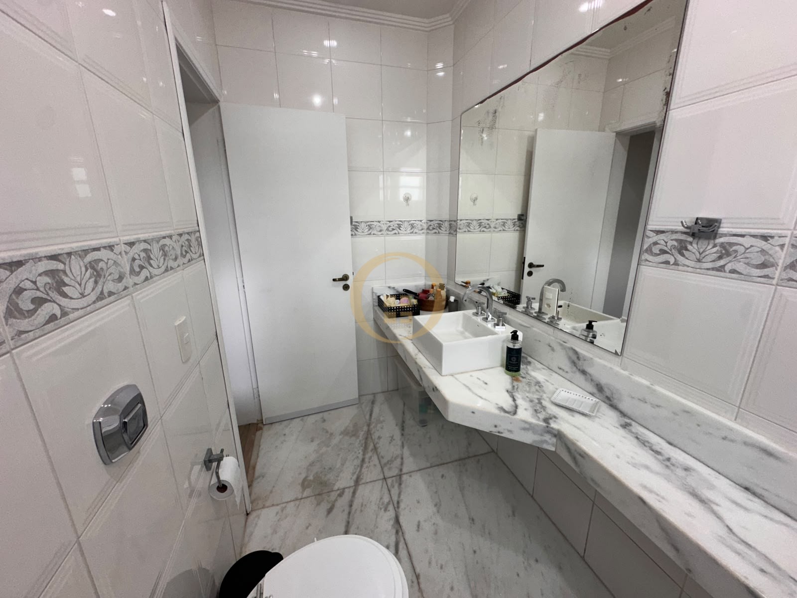Apartamento-4-dormitorios-Pitangueiras