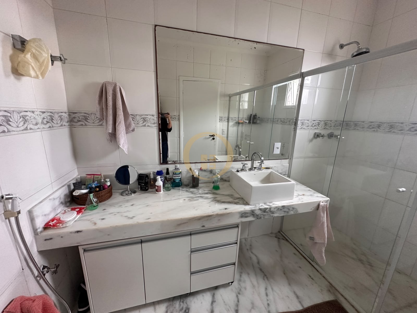Apartamento-4-dormitorios-Pitangueiras
