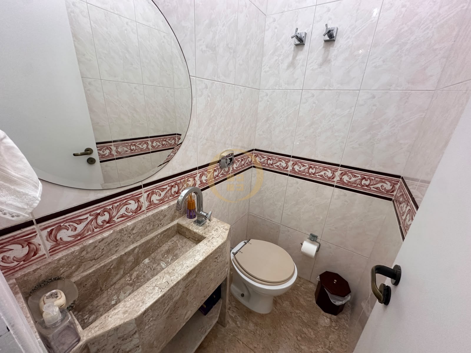 Apartamento-4-dormitorios-Pitangueiras