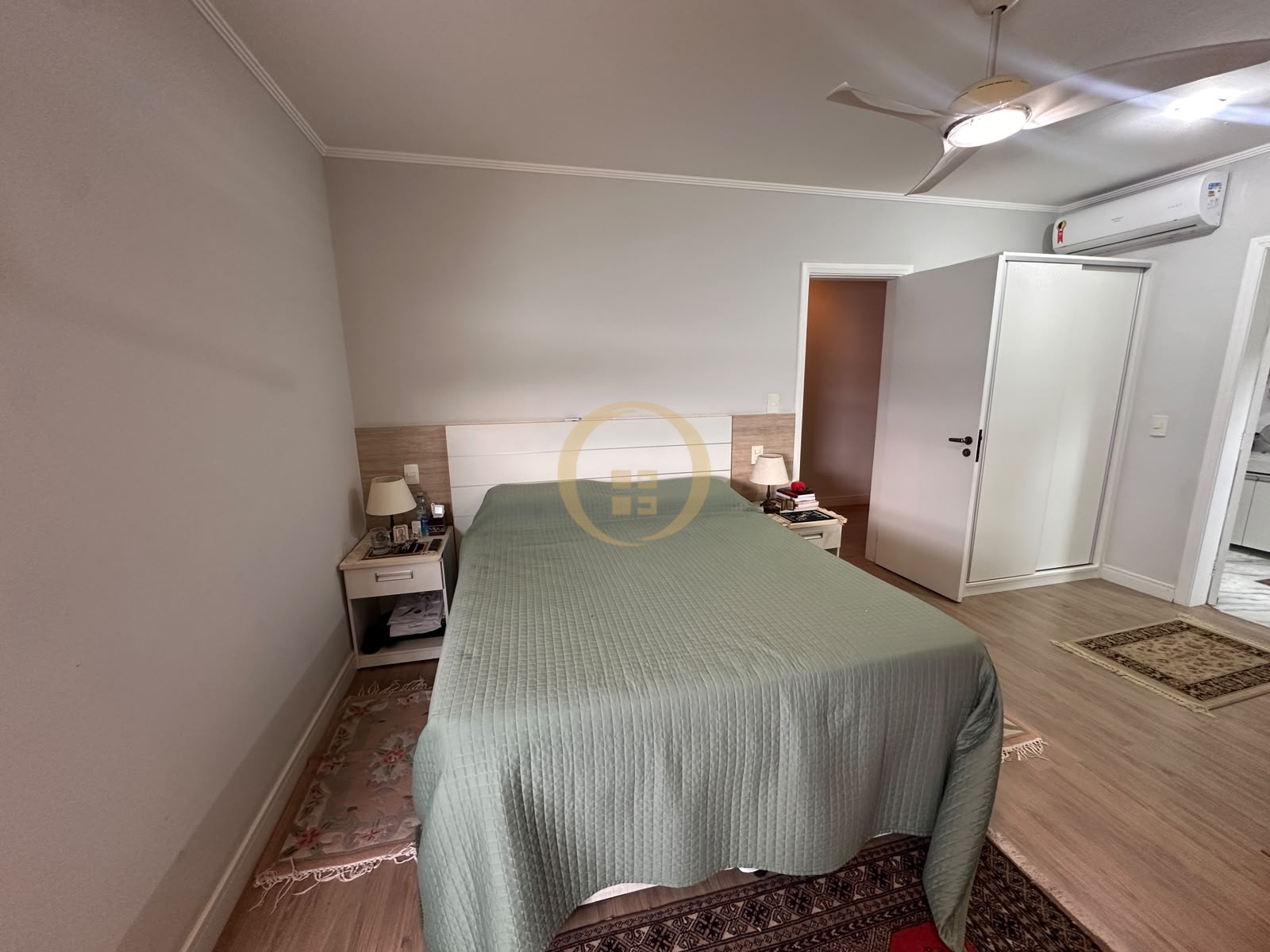 Apartamento-4-dormitorios-Pitangueiras
