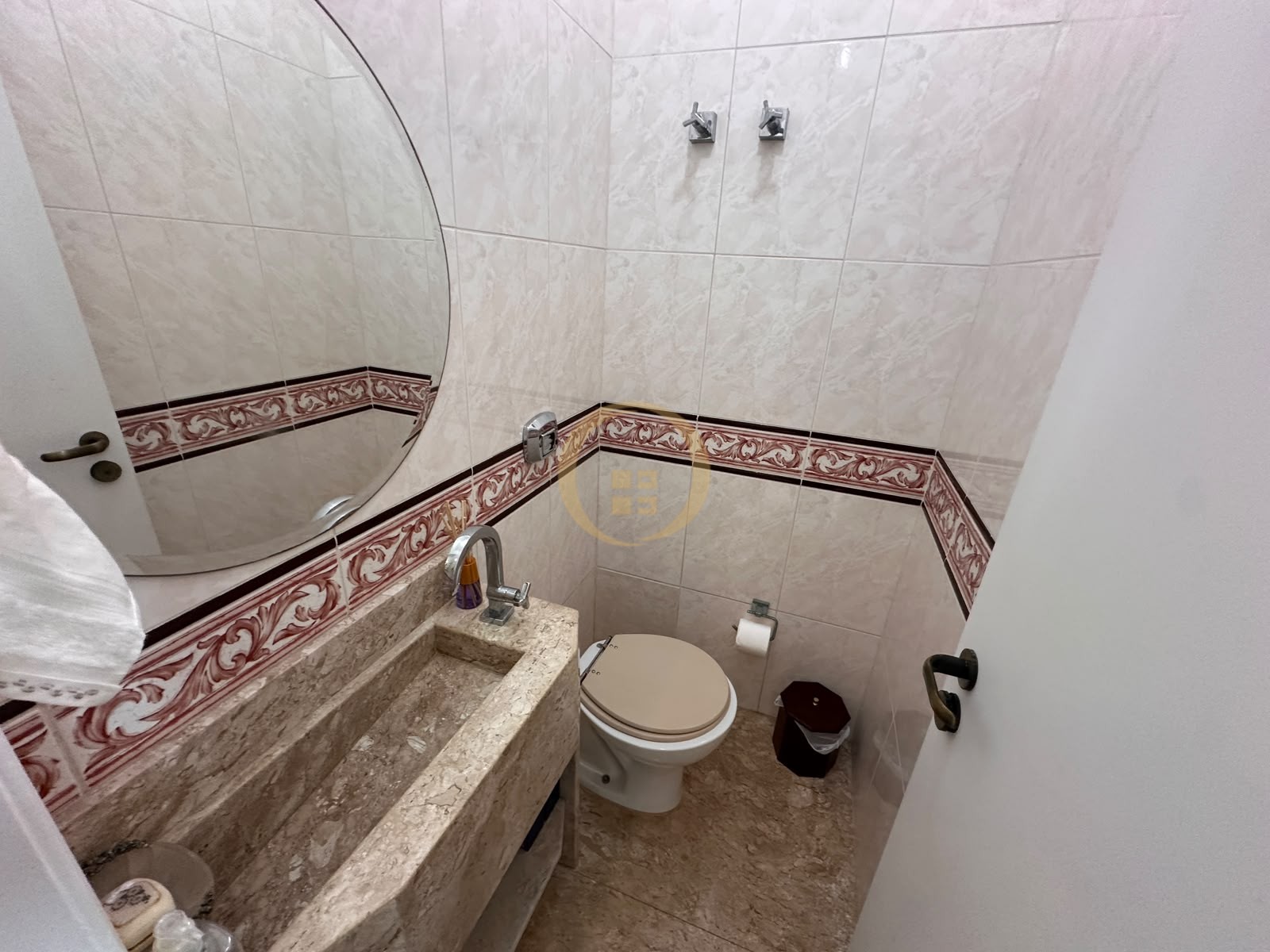 Apartamento-4-dormitorios-Pitangueiras