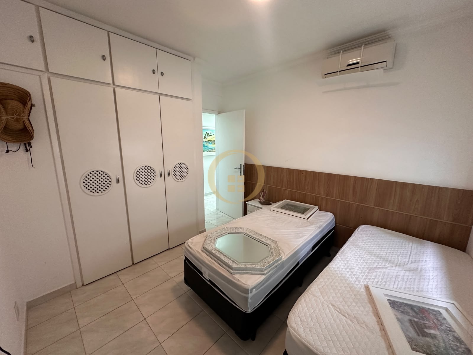 Apartamento-4-dormitorios-Pitangueiras
