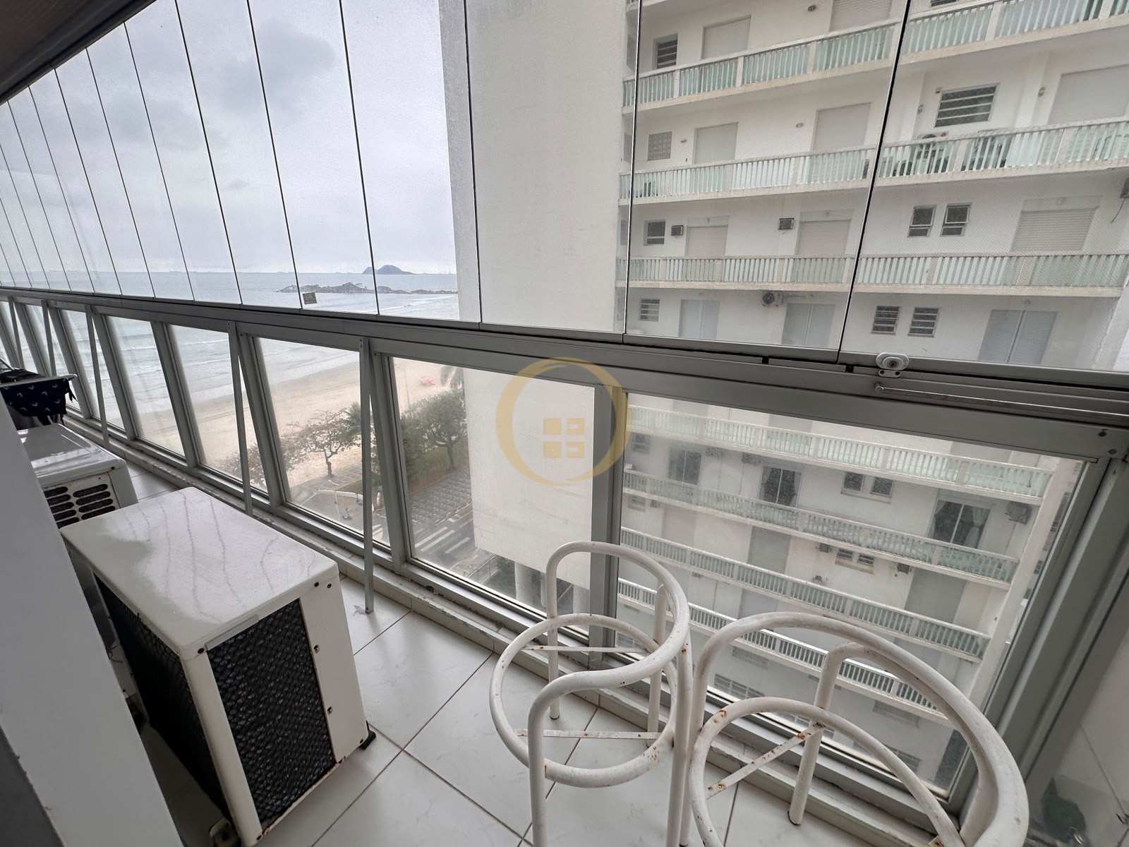 Apartamento-4-dormitorios-Pitangueiras