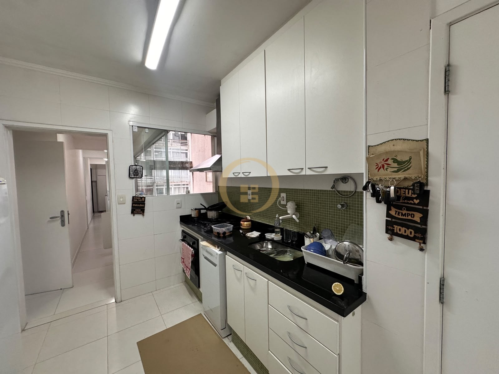 Apartamento-4-dormitorios-Pitangueiras