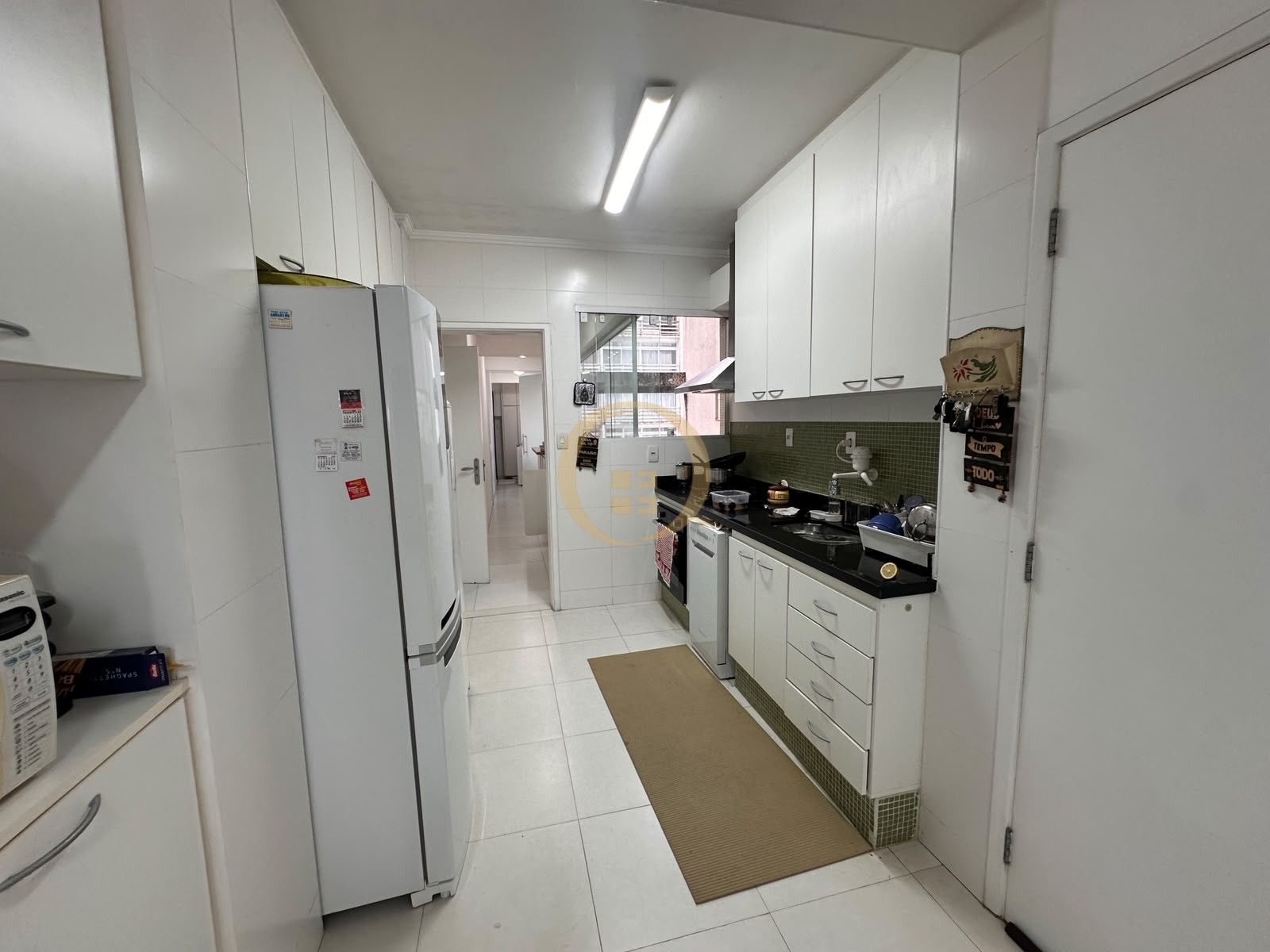 Apartamento-4-dormitorios-Pitangueiras